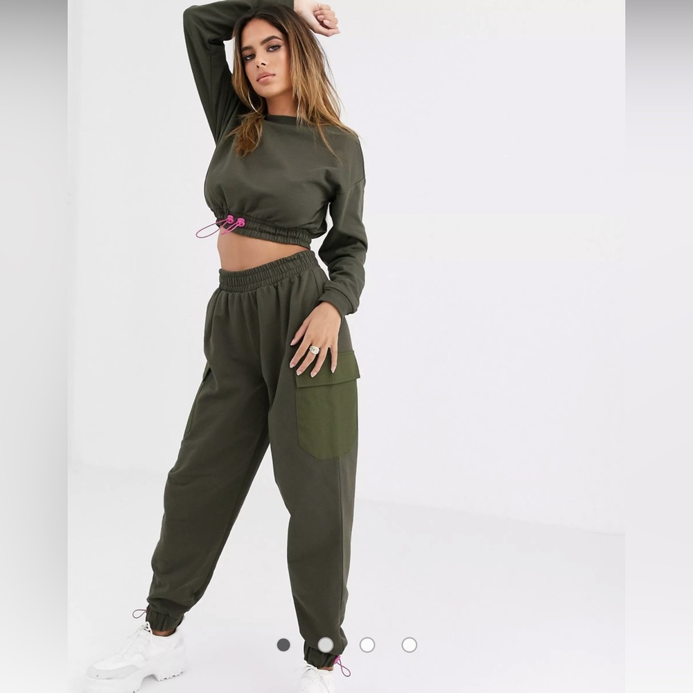 ASOS DESIGN lounge utility cropped sweat & jogger set